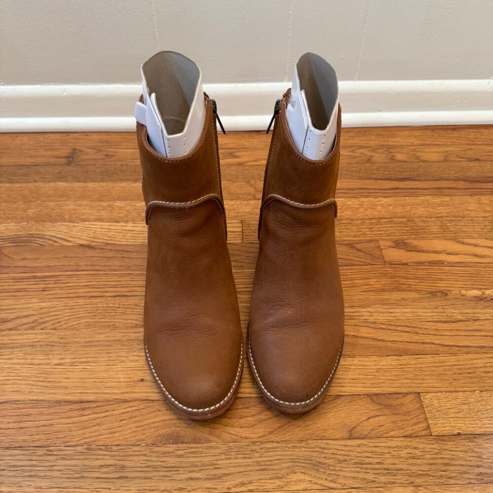 Ugg Women's Annie Boot - Size 8 - image 2